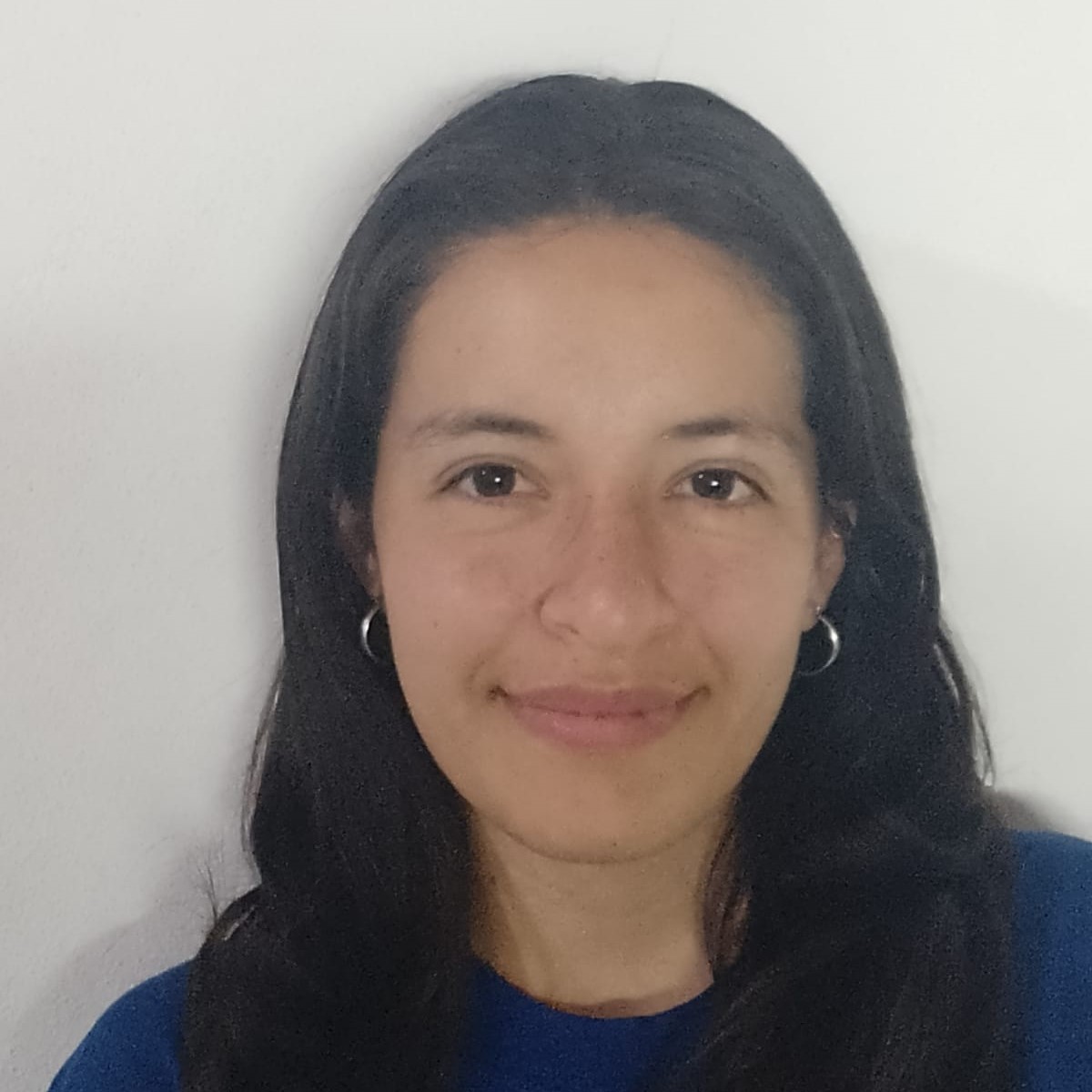 Araceli Natasha VELIZ CALLUPE